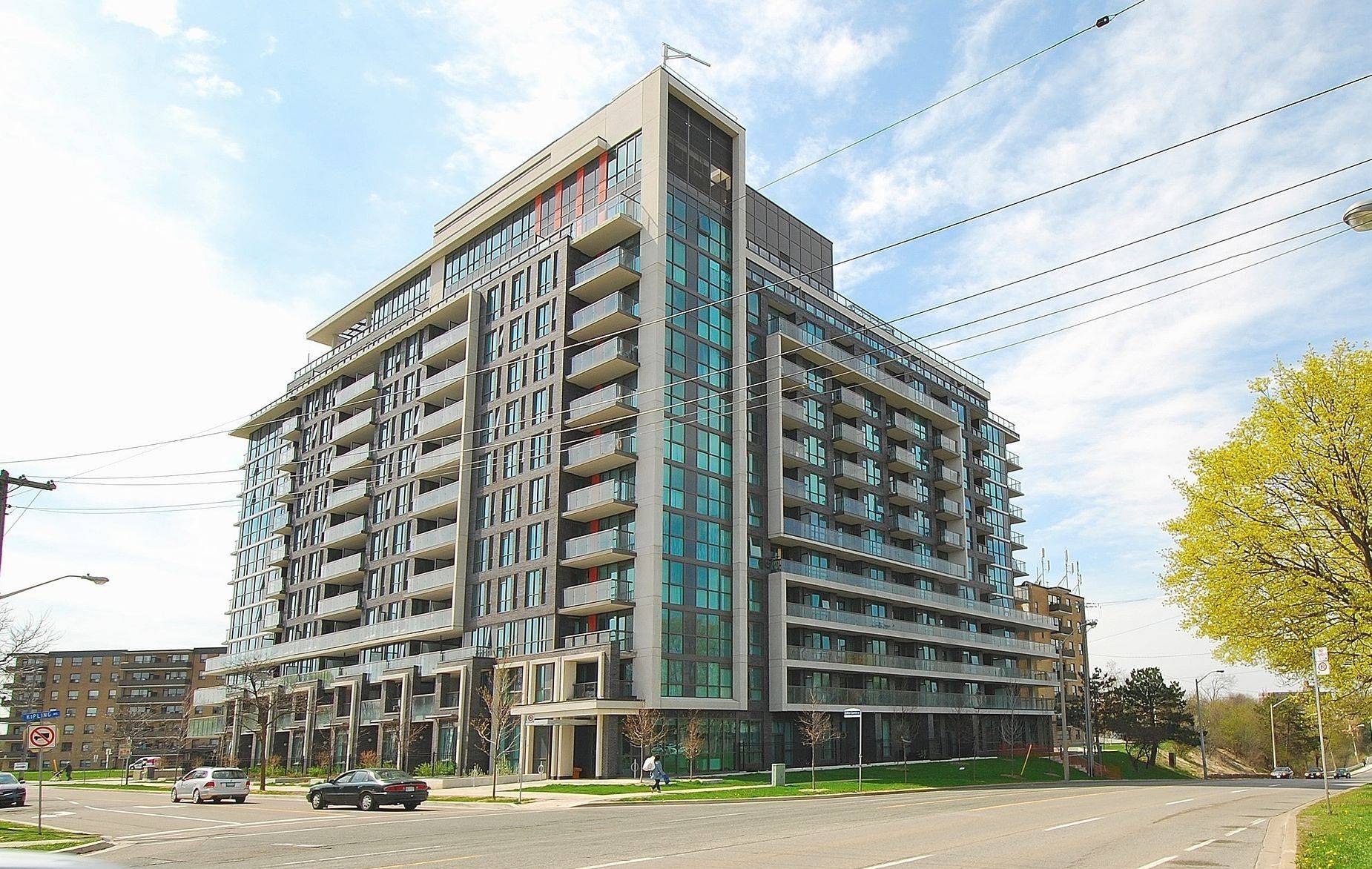 80 Esther Lorrie DR #417, Toronto W10, ON M9W 0C6