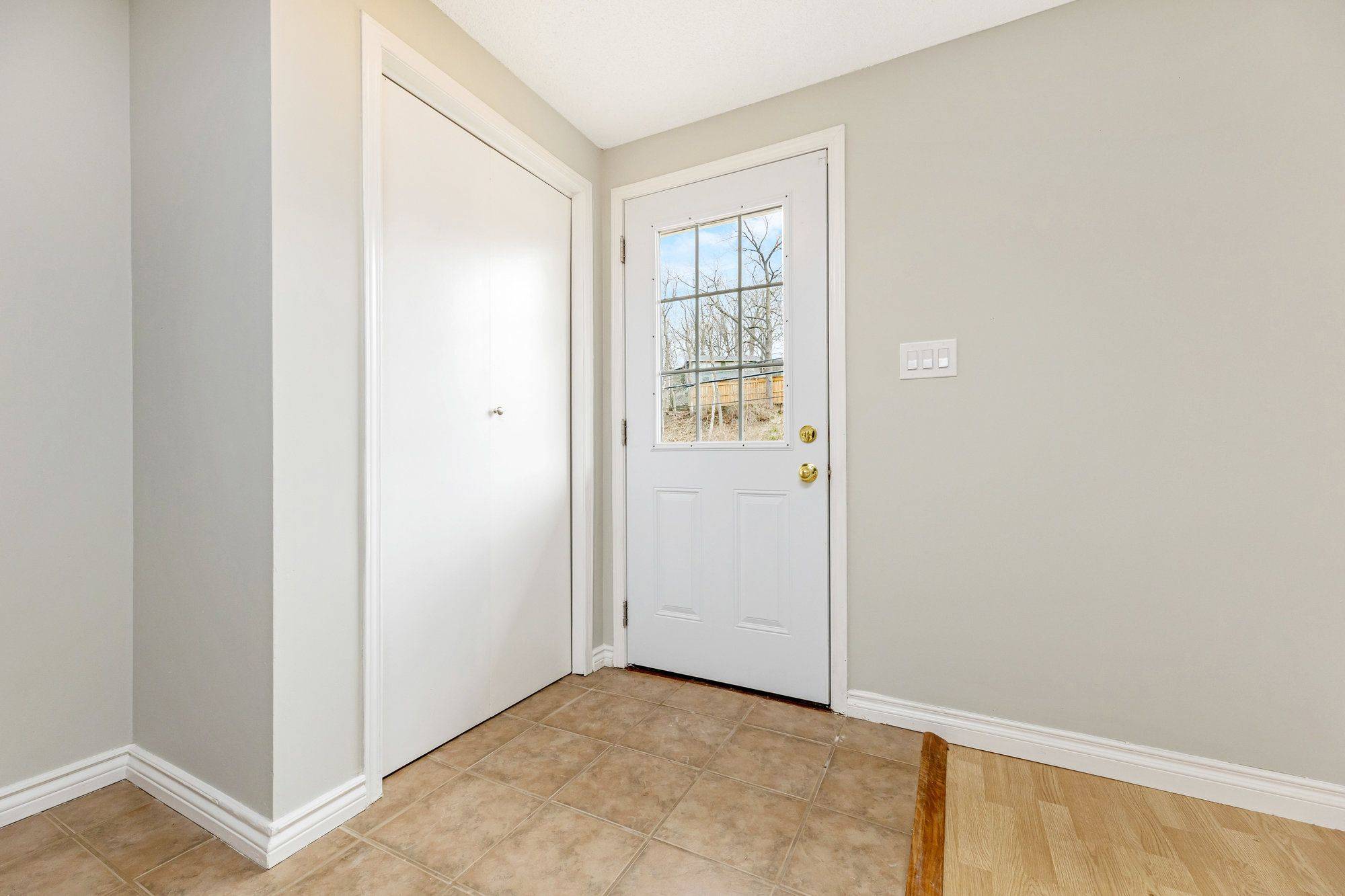 Guelph/eramosa, ON N0B 2K0,407 Main ST S
