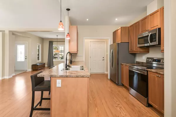 Bracebridge, ON P1L 2G5,11 Oakwood HTS