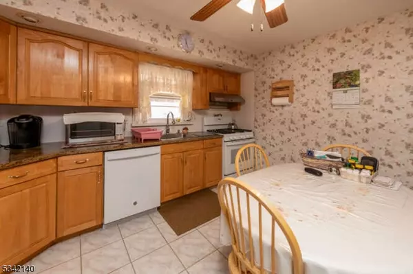 Bloomfield Twp., NJ 07003,61 James St