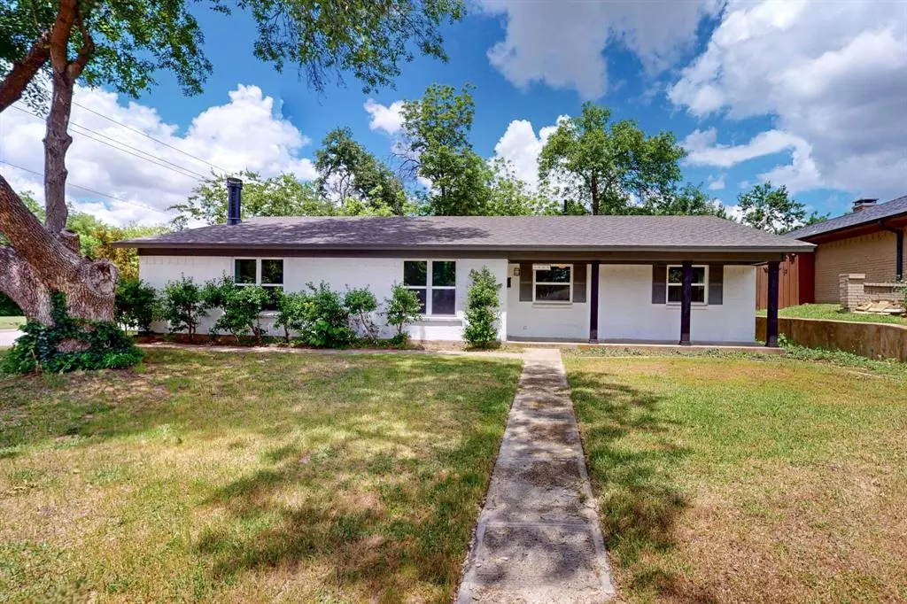 Plano, TX 75075,1425 Oakhill Drive