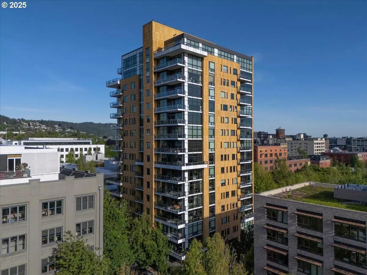 Portland, OR 97209,311 NW 12TH AVE #203