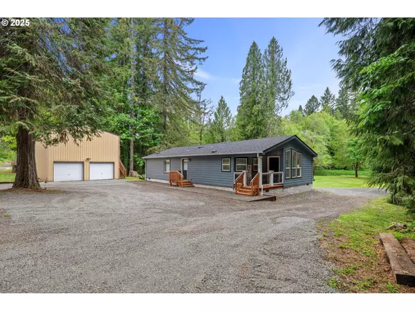 28313 CHAPMAN RD, Scappoose, OR 97056