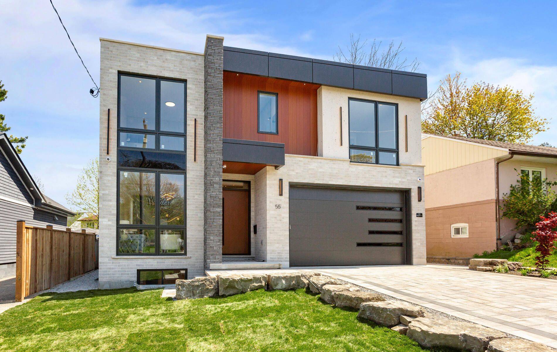 Toronto E08, ON M1M 2E6,55 Adanac DR