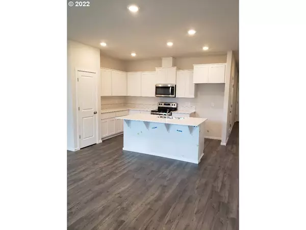 Vancouver, WA 98684,11210 NE 16th ST