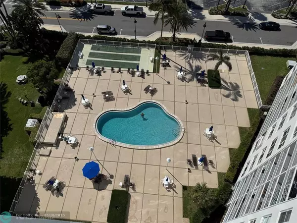 Pompano Beach, FL 33062,201 N Ocean Blvd #PH1