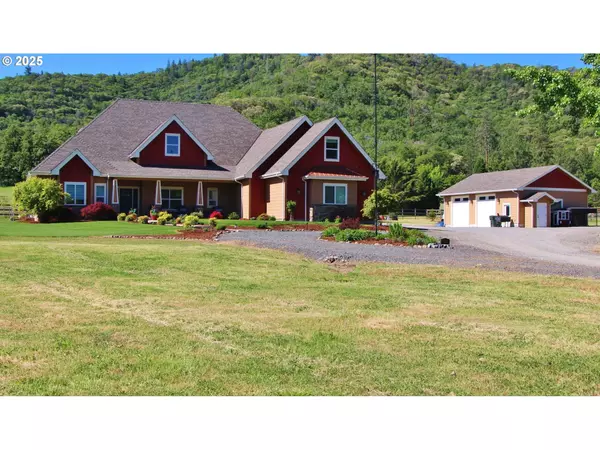 7765 COLONIAL WAY, Central Point, OR 97502