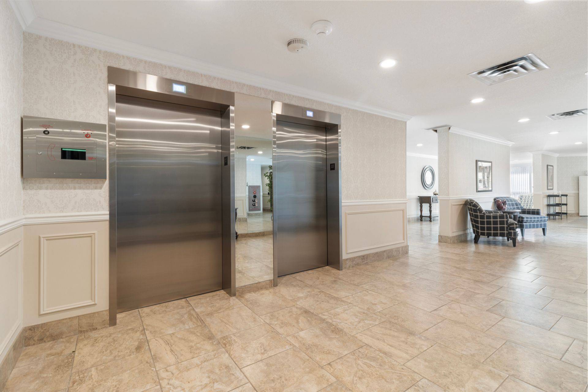 Burlington, ON L7L 5V6,5070 Pinedale AVE #302