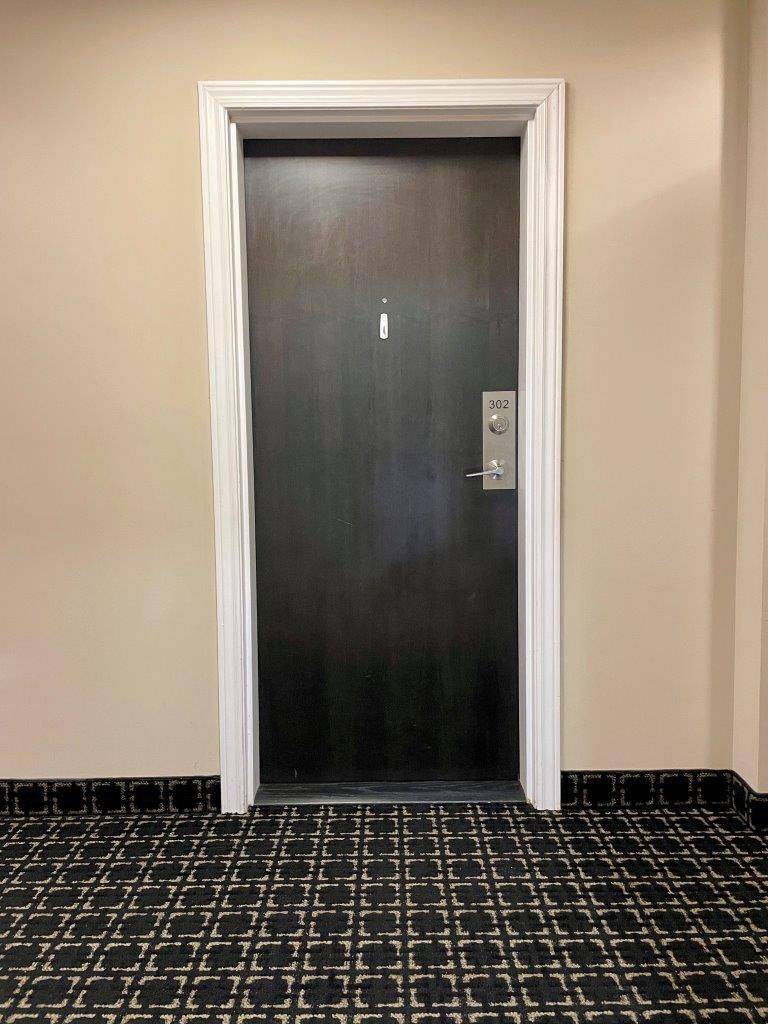 Oakville, ON L6H 7K3,277 Gatwick DR #302
