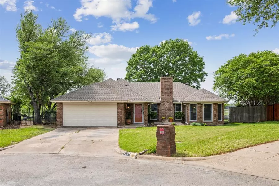 7301 Frances Court, North Richland Hills, TX 76182