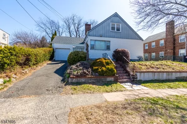 Paterson City, NJ 07513,707 E 30Th St
