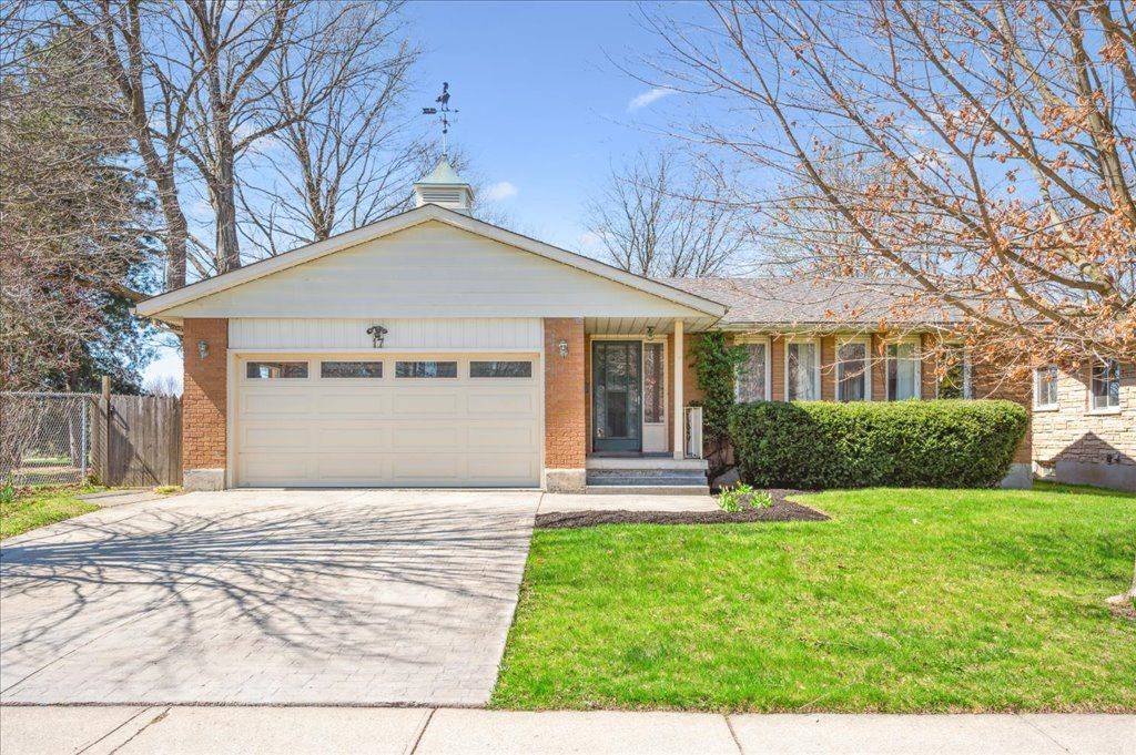 17 Rickson AVE, Guelph, ON N1G 2W9
