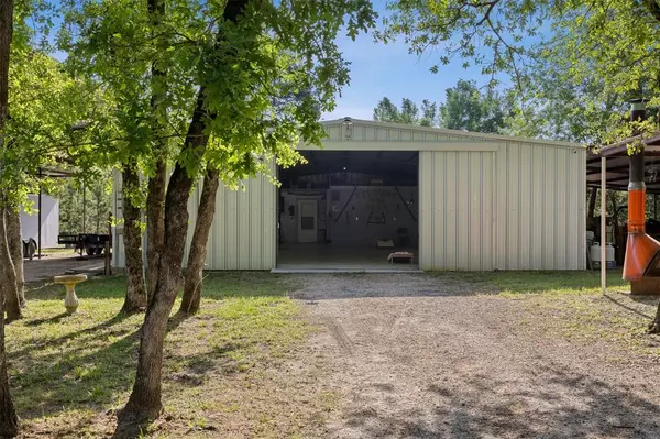 Oakwood, TX 75855,3911 County Road 235