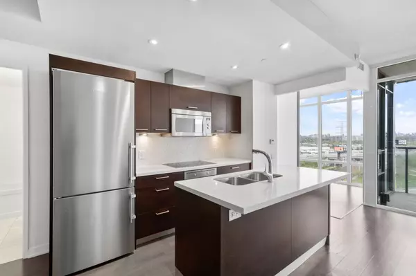Toronto W06, ON M8Y 0B6,90 Park Lawn RD #1510