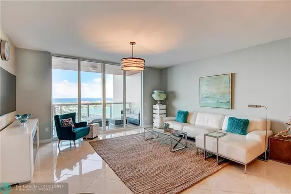 Riviera Beach, FL 33404,2640 Lake Shore Dr #2211