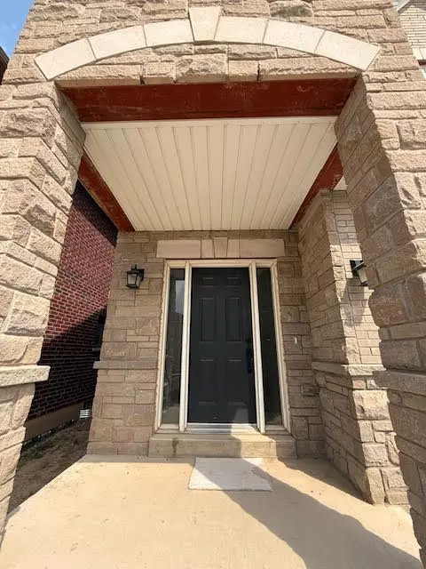 Thorold, ON L2V 0N2,190 Palace ST
