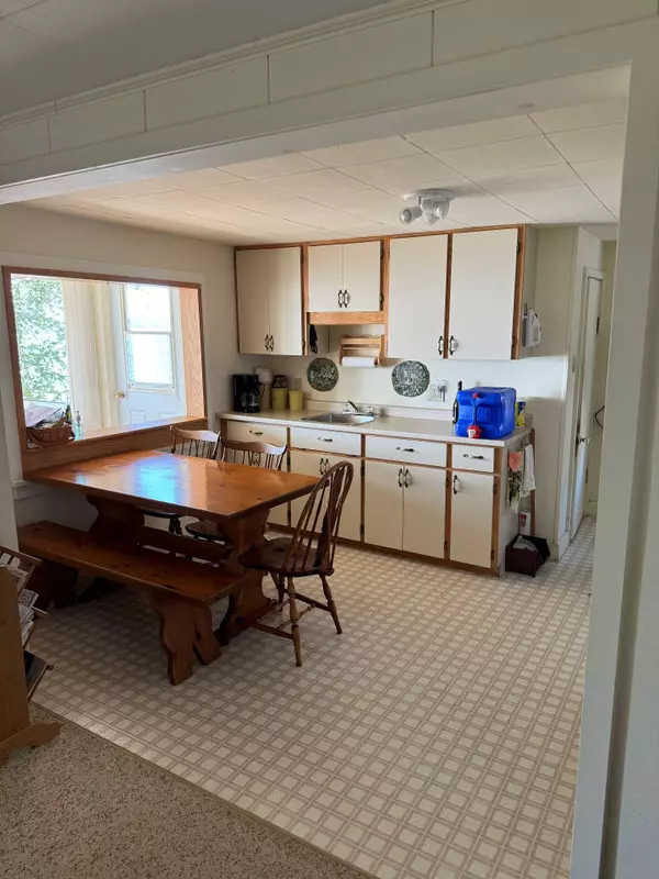 Callander, ON P0H 1W0,174A Lansdowne (Cedar Pt ST N