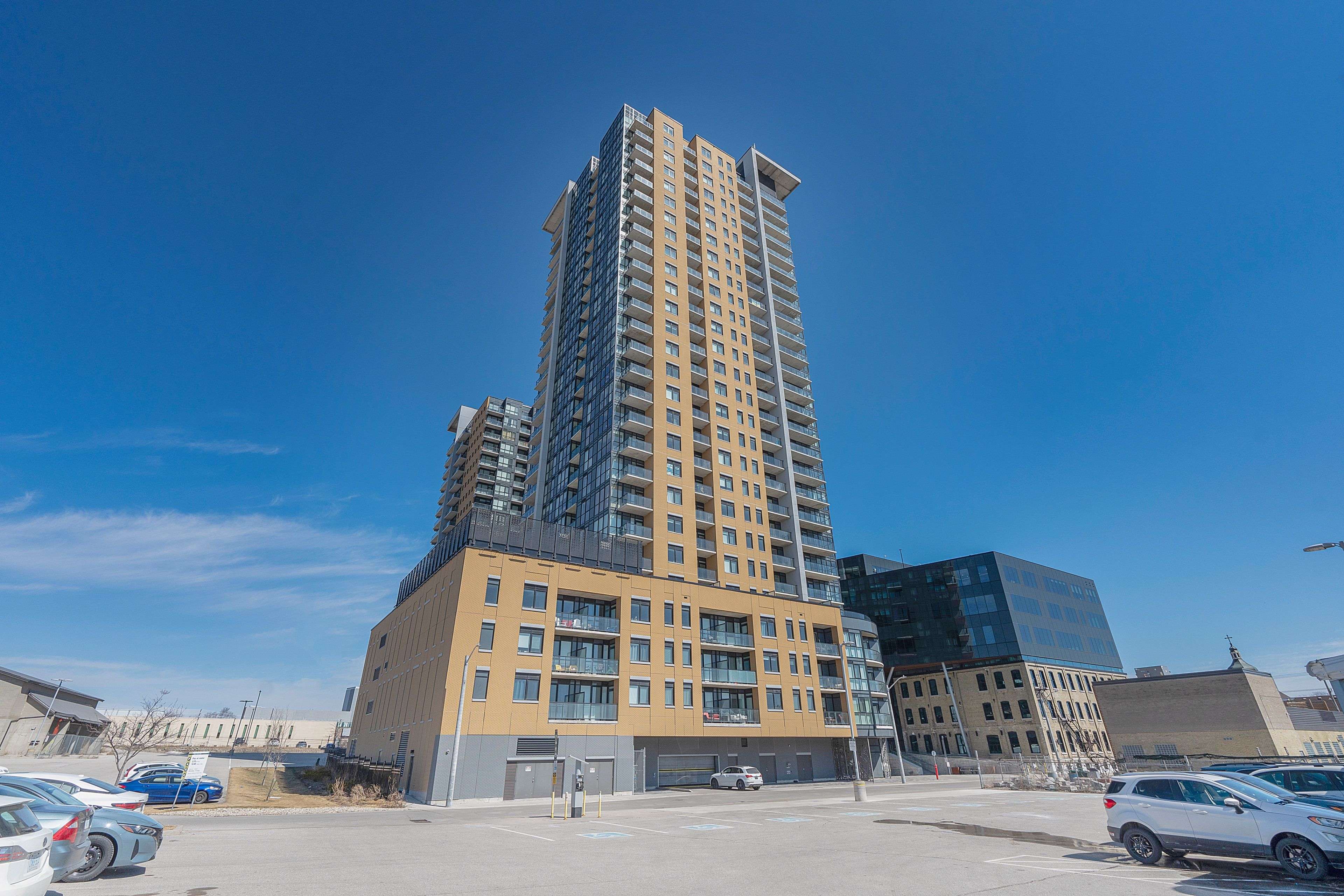 Kitchener, ON N2G 0E2,108 Garment ST #310