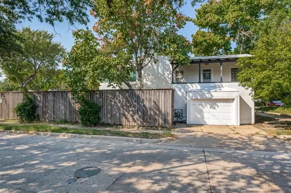 Highland Park, TX 75209,4601 Mockingbird Lane