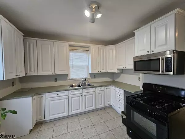 Bloomfield Twp., NJ 07003,46 Olive St