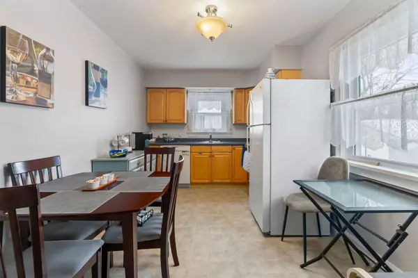 Brockton, ON N0G 2V0,104 Mcgivern ST W