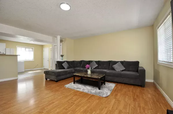 Kitchener, ON N2N 3P5,45 Highgate RD