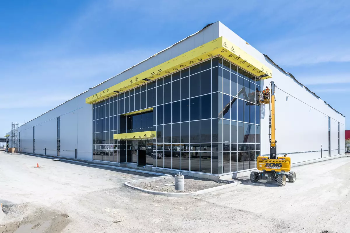 Mississauga, ON L5T 0A1,560 Slate DR