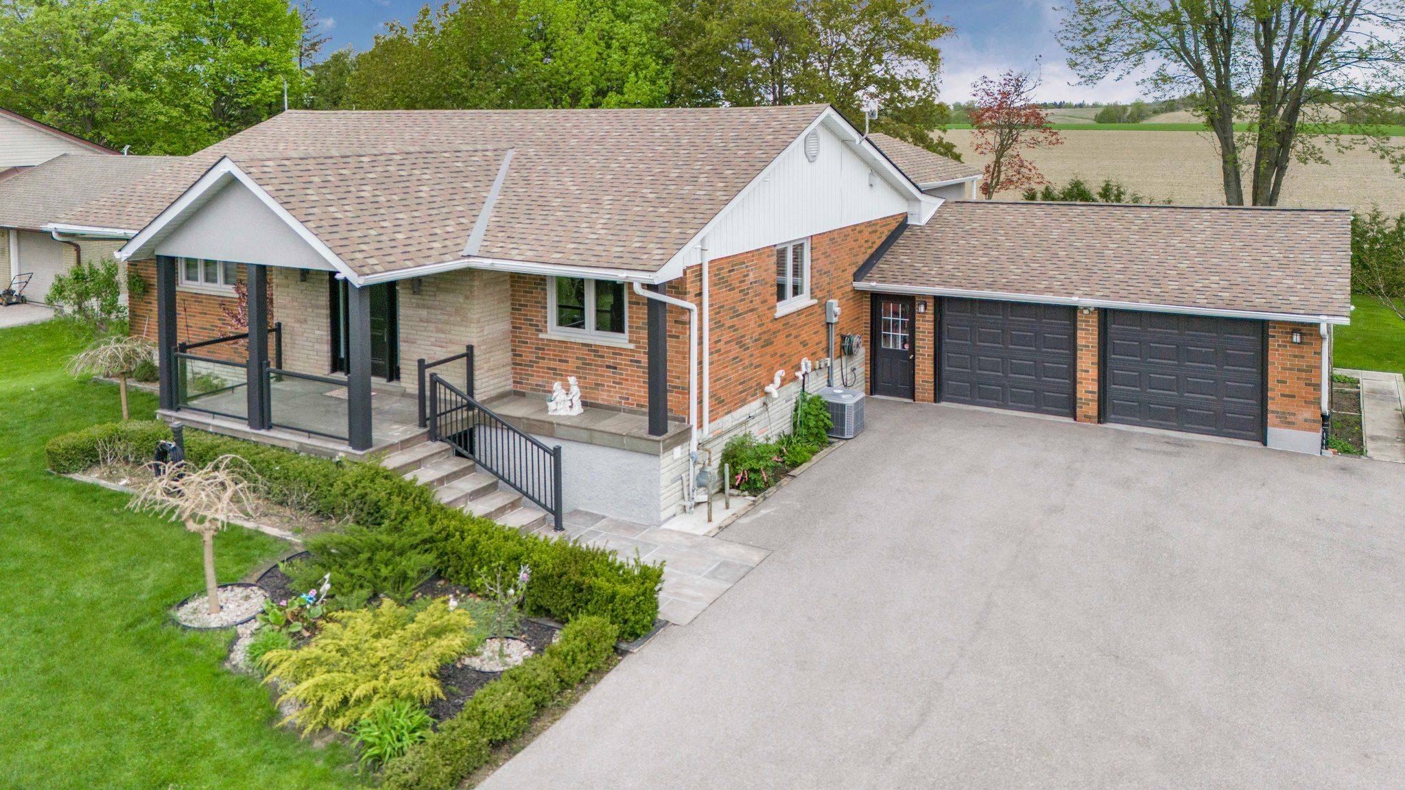 Bradford West Gwillimbury, ON L3Z 2A4,3800 County 88 RD
