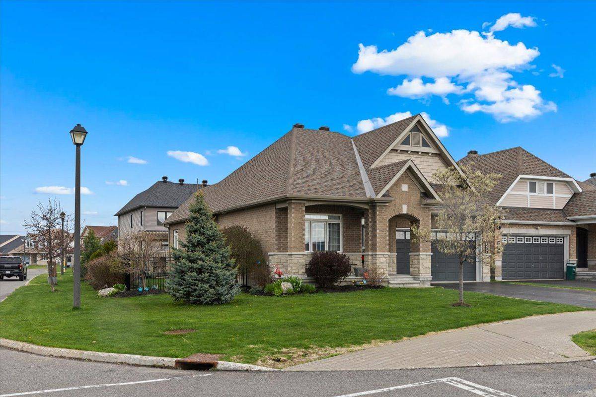 Orleans - Cumberland And Area, ON K4A 0A5,2277 Esprit DR