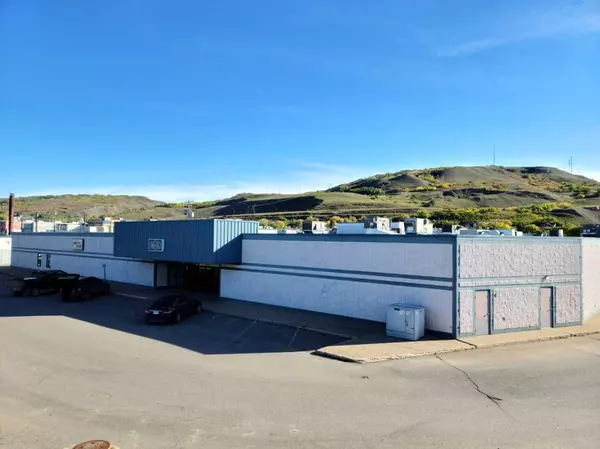 Peace River, AB T8S 1S8,10122 100 ST