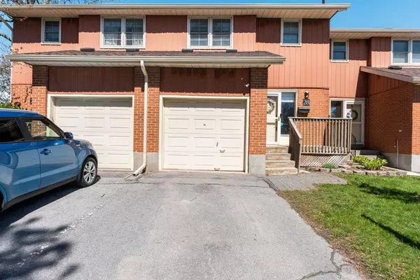 19 MacPherson AVE W #28, Kingston, ON K7M 6W4