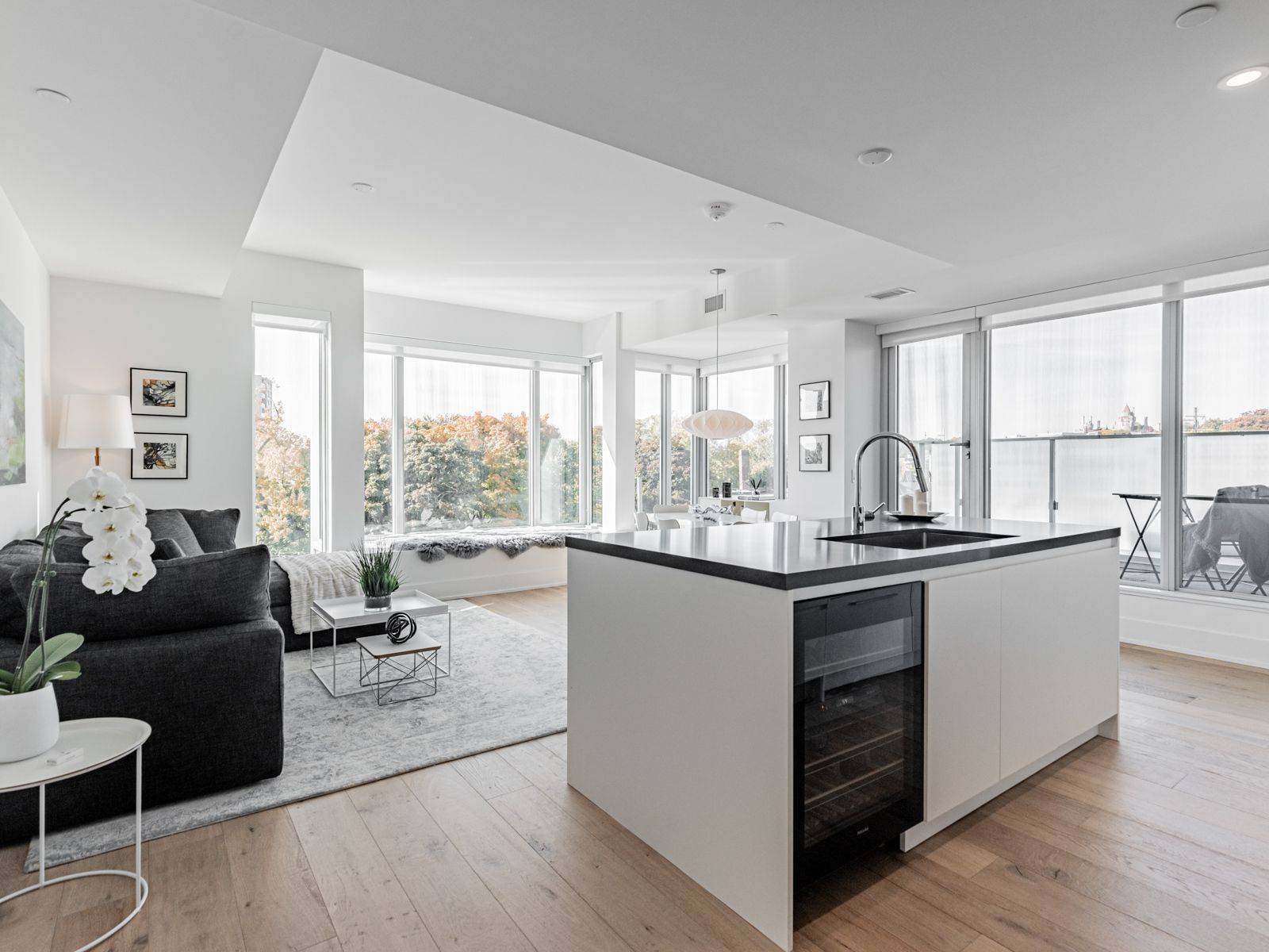 Toronto C02, ON M5R 1K6,346 Davenport RD #503
