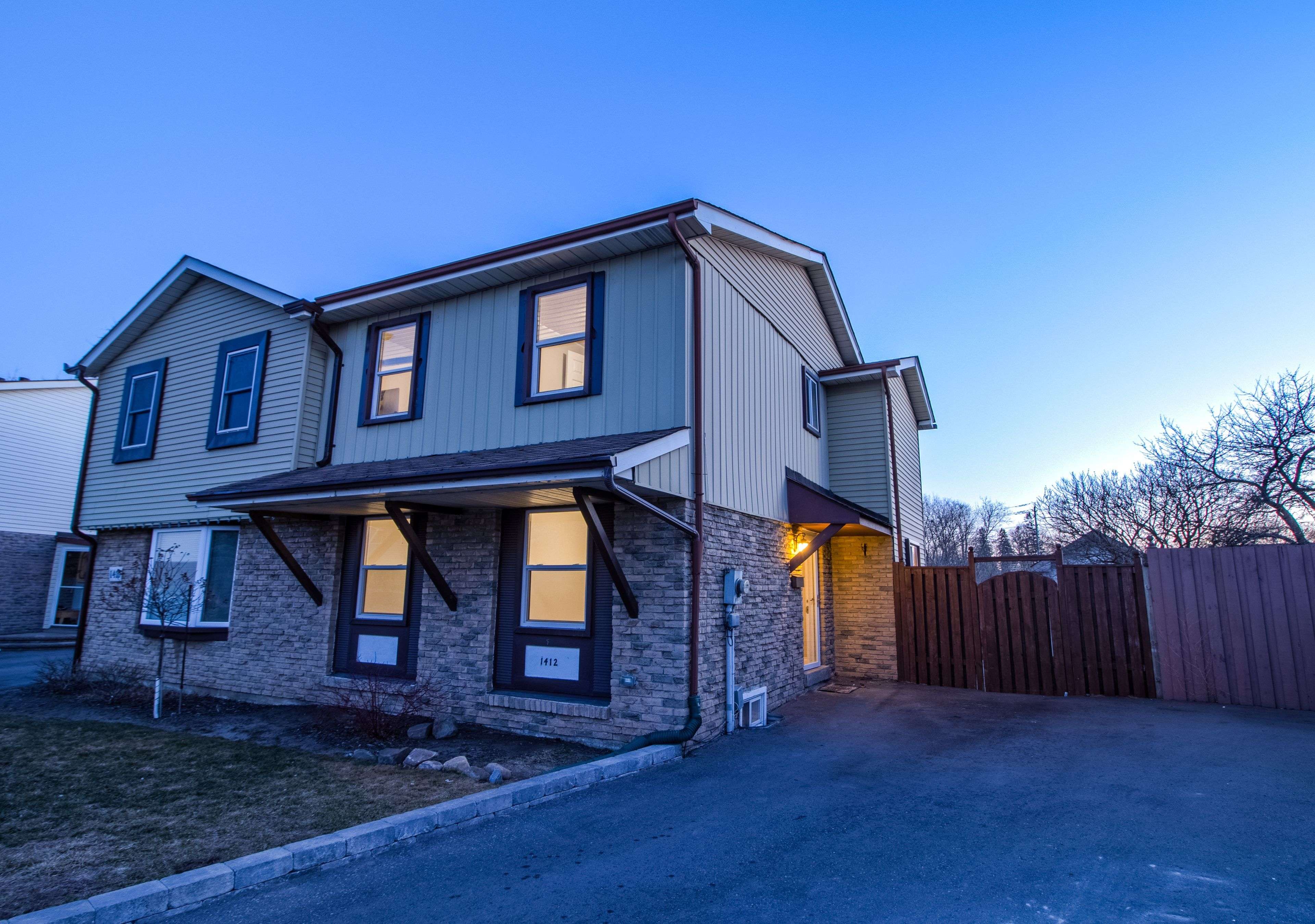 Oshawa, ON L1G 7E5,1412 Largo CRES