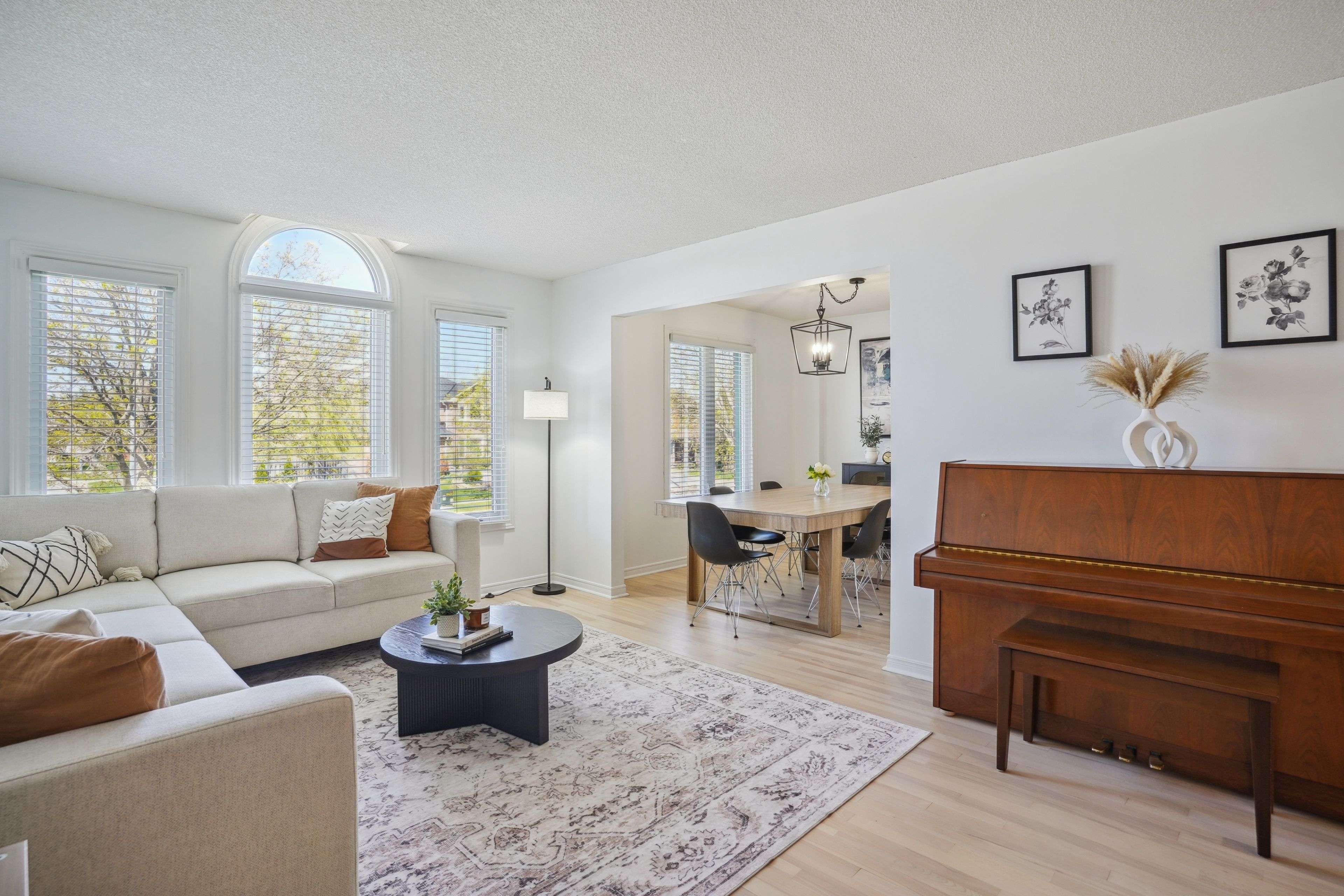 Essa, ON L3W 0K7,28 Edenbridge DR