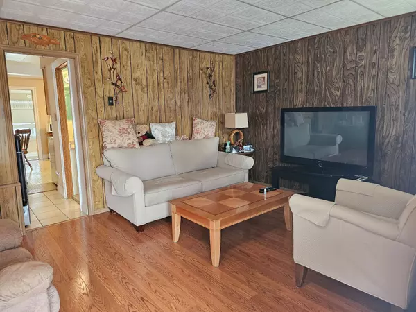 Mississauga, ON L4T 1P4,3099 Merritt AVE