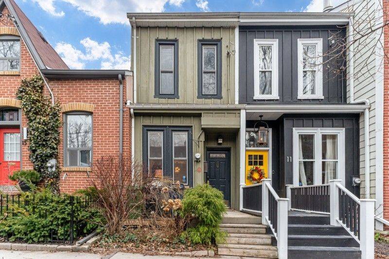 13 Sword ST, Toronto C08, ON M5A 3N3