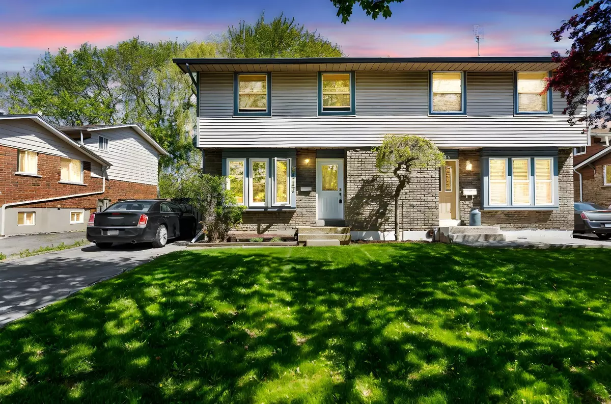 Niagara Falls, ON L2H 2A3,8117 Lynhurst DR