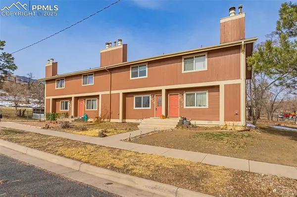 804 S 24th ST, Colorado Springs, CO 80904