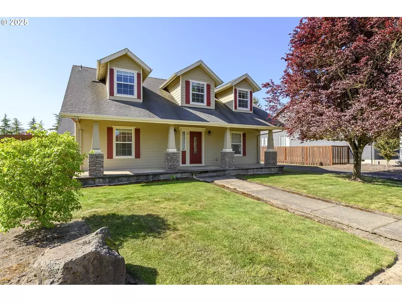 50 W TAYLOR ST, Carlton, OR 97111