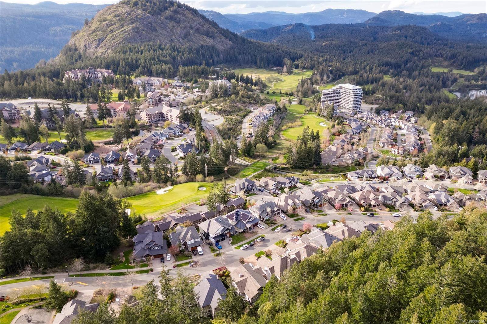 Langford, BC V9B 6T3,2125 Nicklaus Dr