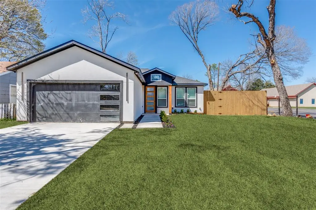 2419 Lawrence Street, Dallas, TX 75215