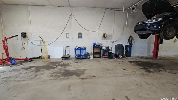 243 103rd STREET E, Saskatoon, SK S7N 1Y8