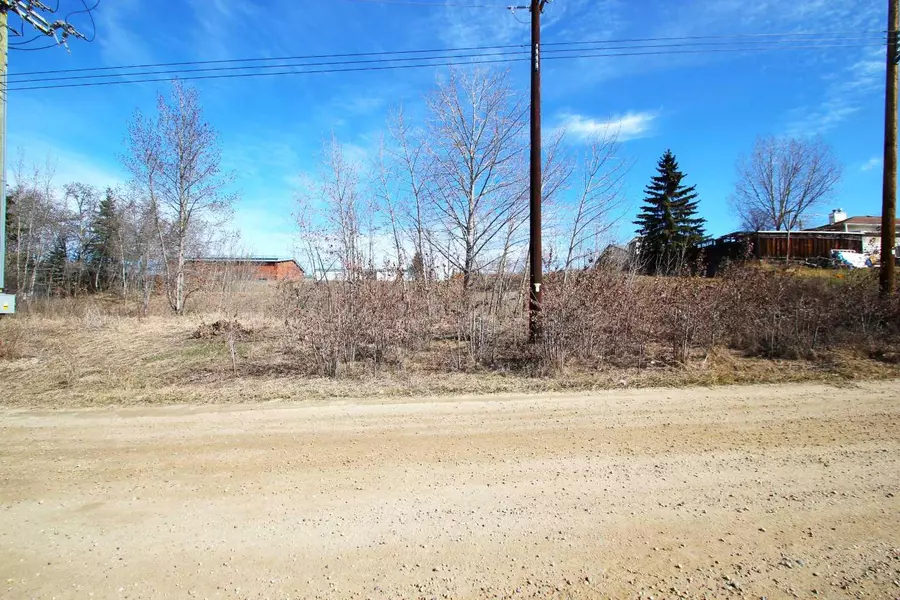 4906 south, Blackfalds, AB T0M 0J0