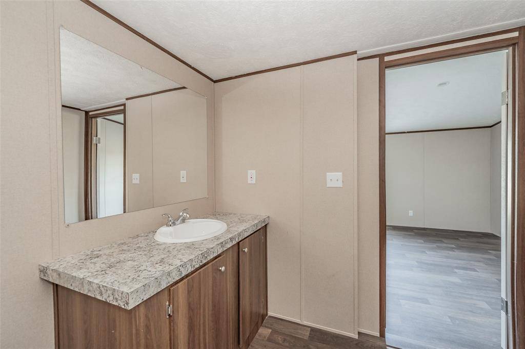 Greenville, TX 75402,5017 Dove Street
