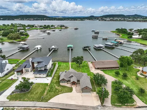 1011 Cardinal Cove, Graford, TX 76449