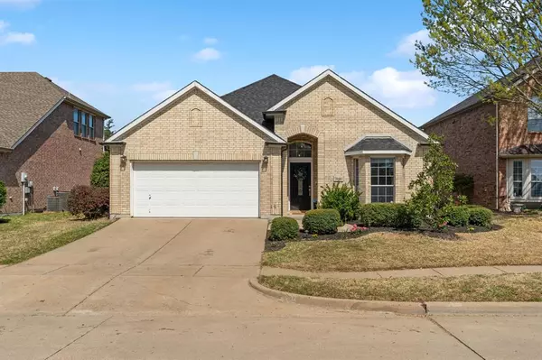 7040 Alcala, Grand Prairie, TX 75054