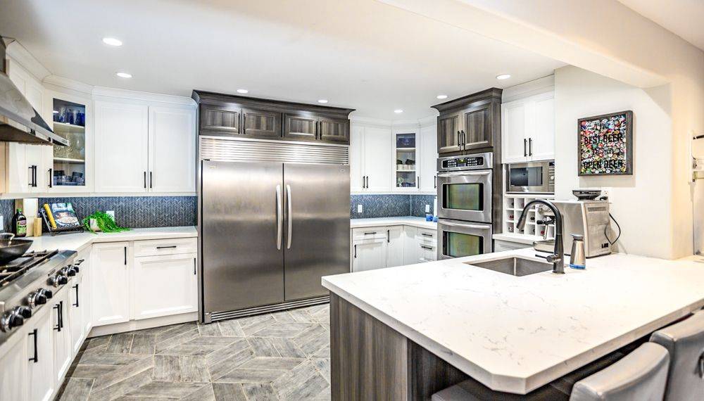 Oro-medonte, ON L0L 2E0,112 Lakeshore RD W