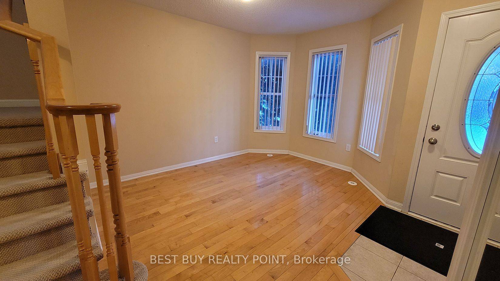 Milton, ON L9T 0Z6,873 Fowles CT
