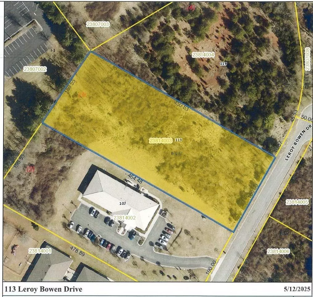 Lynchburg, VA 24502,113 Leroy Bowen DR