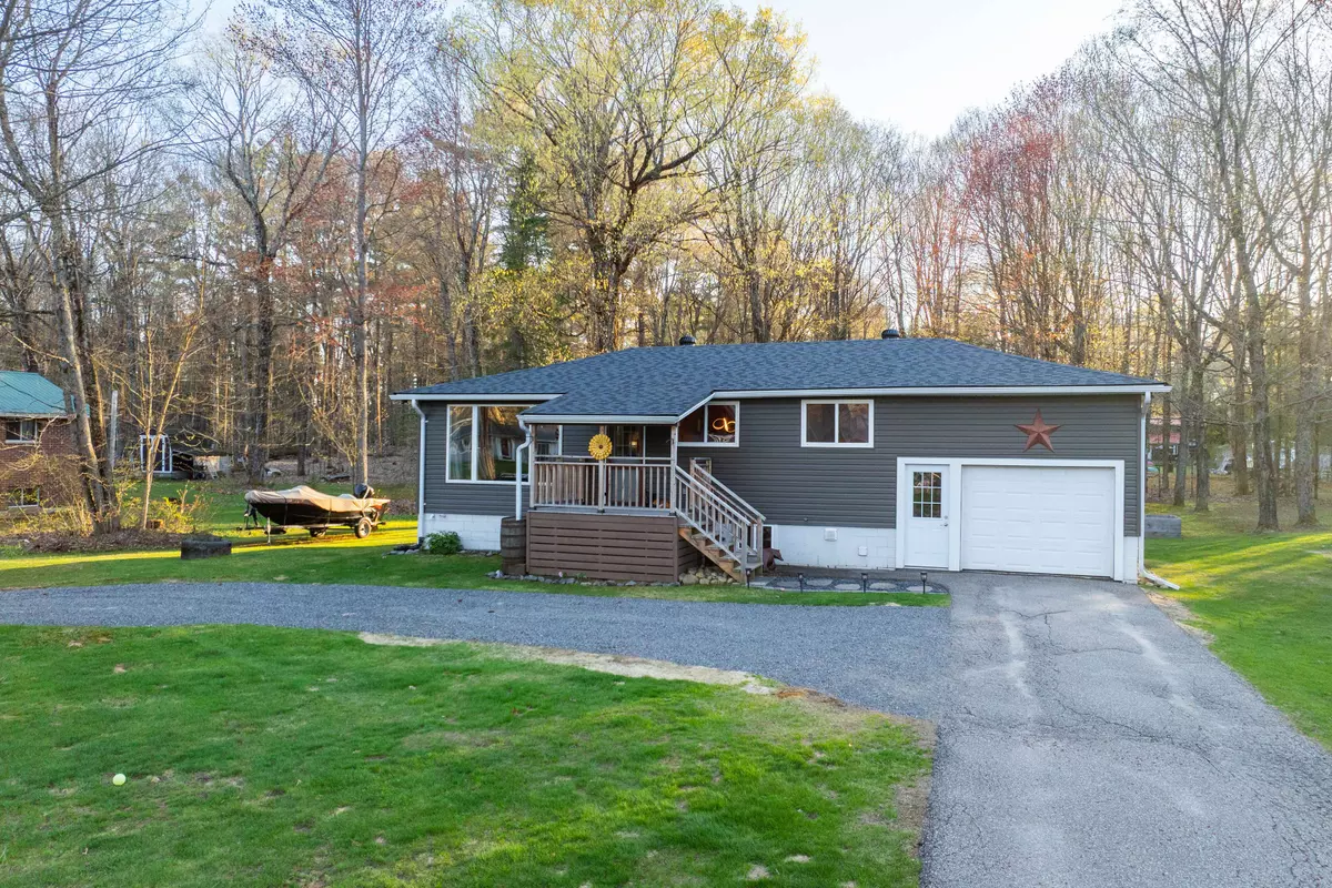 Huntsville, ON P0B 1L0,104 Bridgedale RD